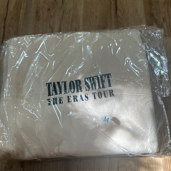 Beige Taylor Swift Eras Tour sweatshirts. Size medium - Picture 5 of 5